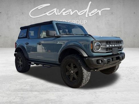 Used 2022 Ford Bronco Black Diamond image 2