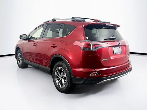 Used 2018 Toyota RAV4 XLE AWD/4WD image 5