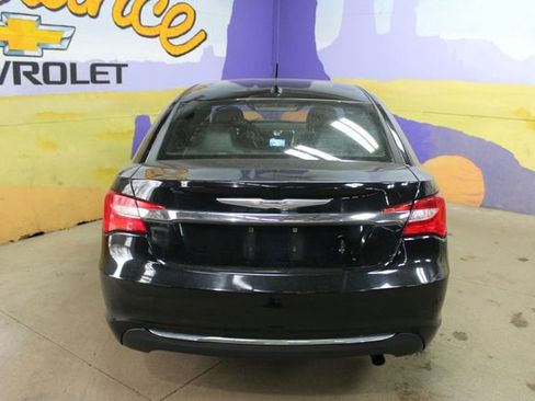 Used 2012 Chrysler 200 Limited FWD image 7