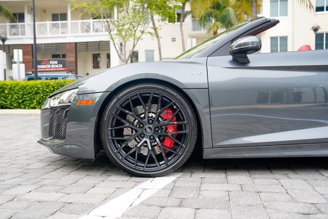 Used 2018 Audi R8 V10 AWD/4WD image 13
