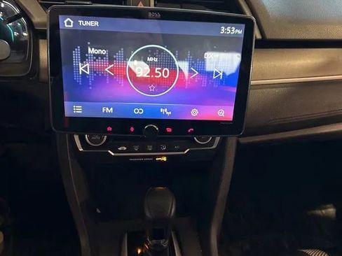 Used 2019 Honda Civic LX image 13