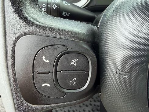 Used 2014 FIAT 500L Easy FWD image 8