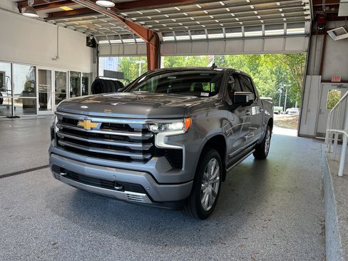 New 2026 Chevrolet Silverado 1500 High Country AWD/4WD image 4