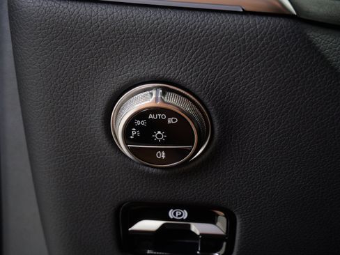 Certified 2026 Mercedes-Benz GLC 300 4MATIC image 18