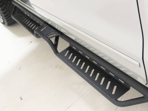 Used 2017 Chevrolet Silverado 1500 LT w/ Texas Edition image 28