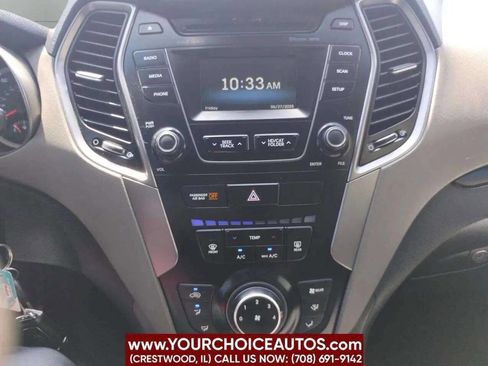 Used 2014 Hyundai Santa Fe GLS image 19