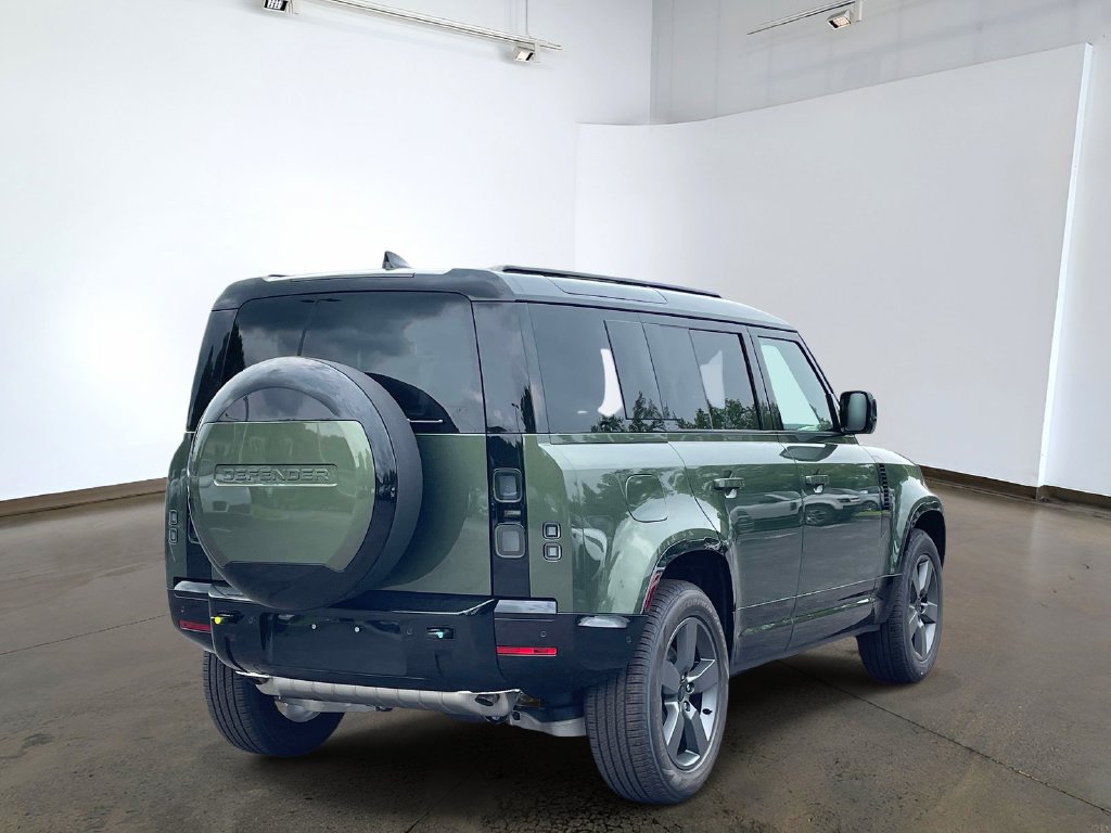 New 2026 Land Rover Defender 110 S AWD/4WD image 4