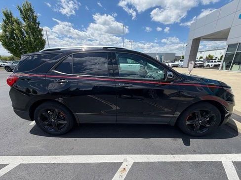 Used 2019 Chevrolet Equinox Premier w/ Premier Redline Edition FWD image 5