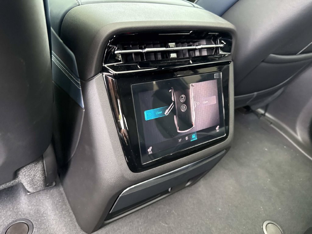 New 2025 Cadillac Escalade IQ Sport 2 w/ LPO, ONYX Package AWD/4WD image 16