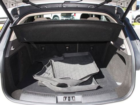 Certified 2023 Lincoln Corsair Reserve w/ Rear Removable Package Tray FWD image 19
