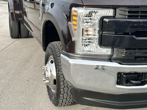 Used 2018 Ford F350 XLT image 12