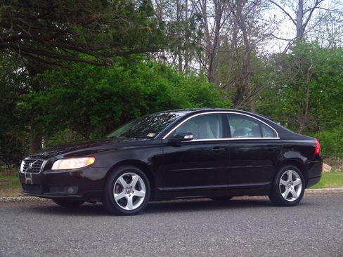 Used 2009 Volvo S80 T6 AWD/4WD image 1