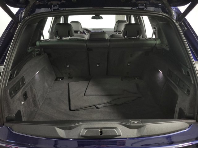 Used 2020 BMW X5 xDrive40i w/ Luxury Seating Package AWD/4WD image 28
