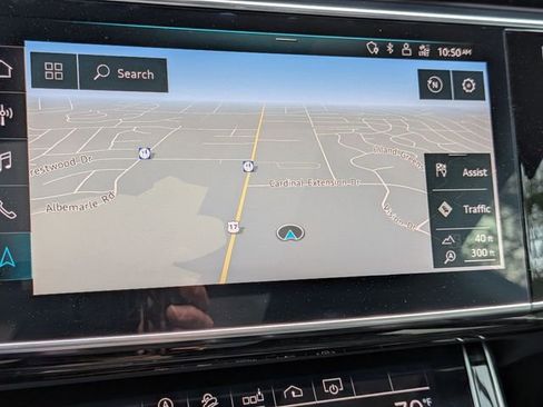 Used 2020 Audi Q8 Premium Plus AWD/4WD image 27