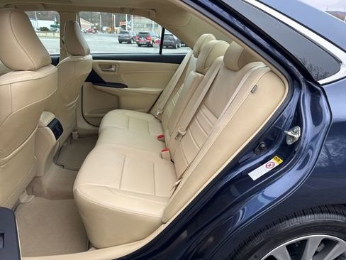 Used 2017 Toyota Camry XLE w/ Moonroof Package image 15