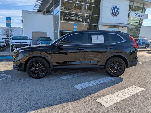 Used 2024 Honda CR-V Sport Touring image 3