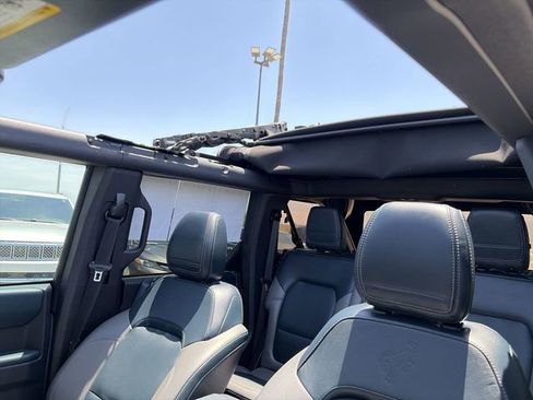 Used 2023 Ford Bronco Outer Banks AWD/4WD image 25