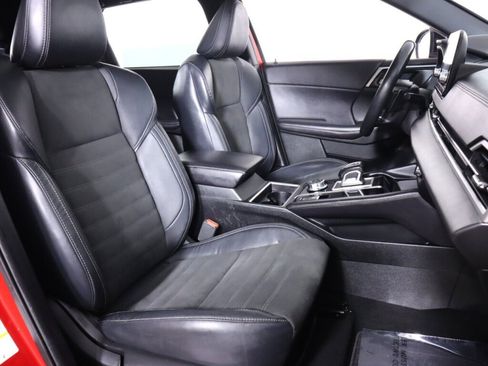 Used 2022 Mitsubishi Outlander SE AWD/4WD image 45