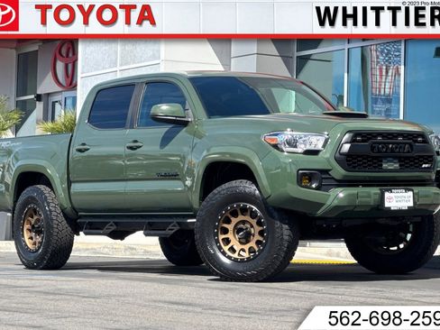 Used 2021 Toyota Tacoma TRD Sport w/ Technology Package image 1