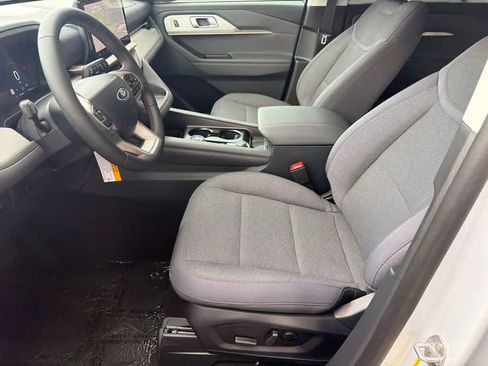 New 2026 Ford Explorer Active RWD image 10