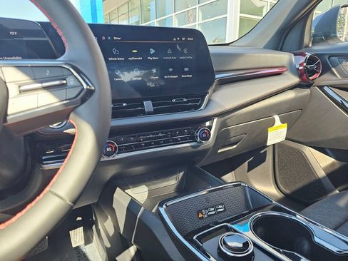 New 2027 Chevrolet Equinox RS w/ Safety and Technology Package AWD/4WD image 32