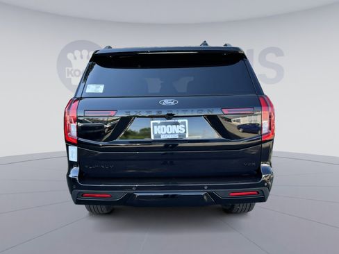 New 2026 Ford Expedition Max Platinum w/ Stealth Appearance Package AWD/4WD image 10