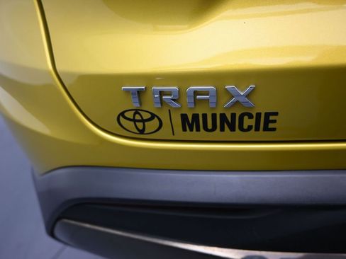 Used 2024 Chevrolet Trax ACTIV w/ Driver Confidence Package image 38