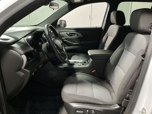 Used 2023 Chevrolet Traverse LT AWD/4WD image 14