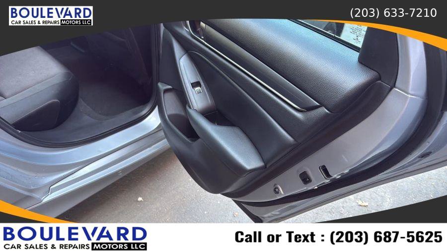 Used 2021 Honda Accord LX image 32