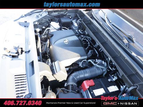 Used 2022 Toyota Highlander LE image 39