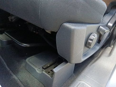 Used 2023 Ford Bronco Outer Banks AWD/4WD image 15