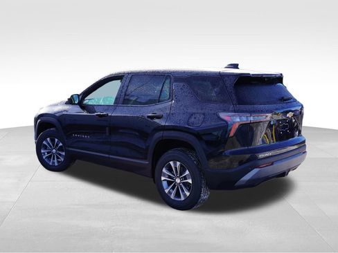 New 2026 Chevrolet Equinox LT w/ Safety and Technology Package FWD image 5