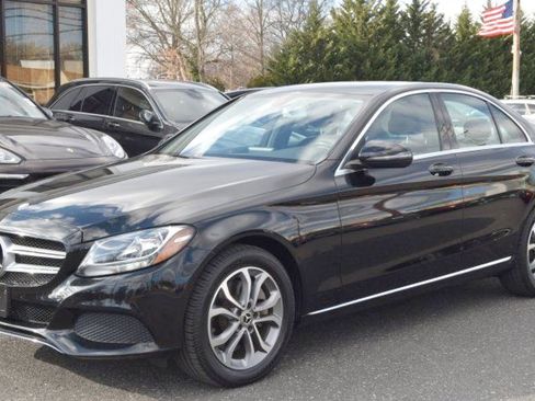 Used 2017 Mercedes-Benz C 300 4MATIC Sedan image 9
