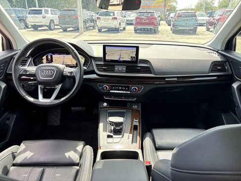 Used 2020 Audi Q5 2.0T Premium Plus w/ Premium Plus Package AWD/4WD image 7
