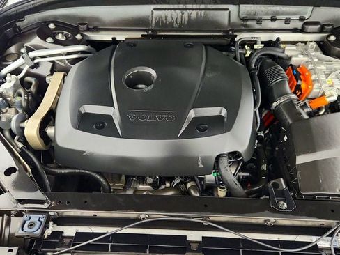 Used 2022 Volvo XC60 T8 Inscription w/ Advanced Package image 28