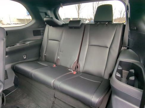 Certified 2025 Toyota Grand Highlander AWD Hybrid image 17