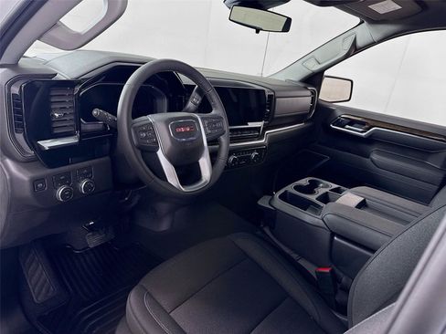 New 2026 GMC Sierra 1500 SLE AWD/4WD image 3