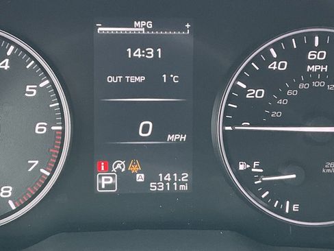 Used 2025 Subaru Outback Premium image 4