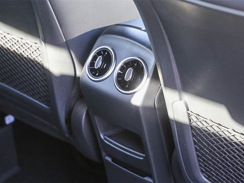 Used 2024 Mercedes-Benz GLA 35 AMG 4MATIC image 22