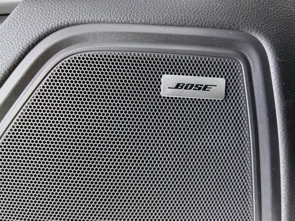 Certified 2024 Porsche Macan S AWD/4WD image 24