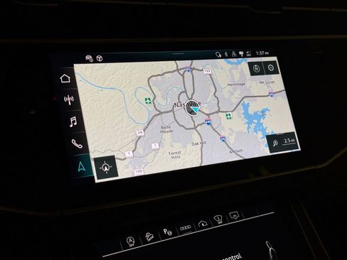 Used 2023 Audi Q7 3.0T Prestige image 26