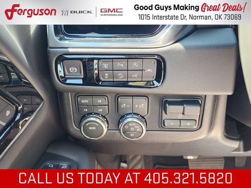 New 2026 GMC Yukon Elevation AWD/4WD image 18