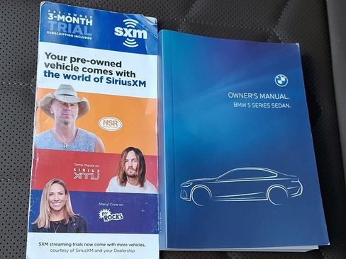 Certified 2025 BMW 530i xDrive w/ Premium Package image 28