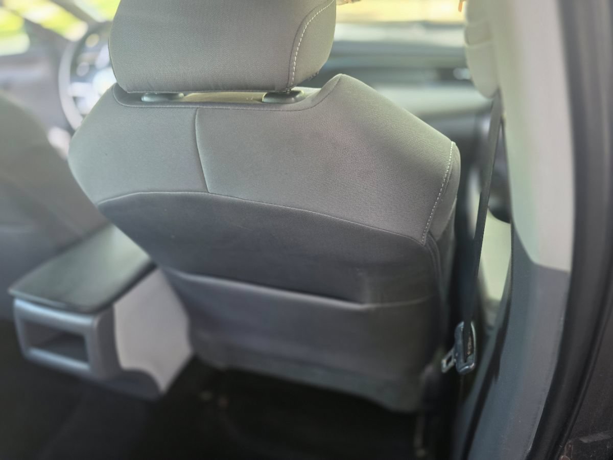 Used 2021 Toyota Camry LE w/ Carpet Mat Package (TMS) FWD image 26
