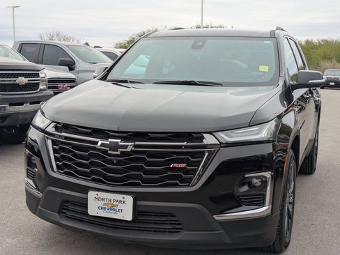 Certified 2023 Chevrolet Traverse RS image 7