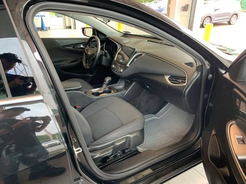 Used 2022 Chevrolet Malibu RS FWD image 18