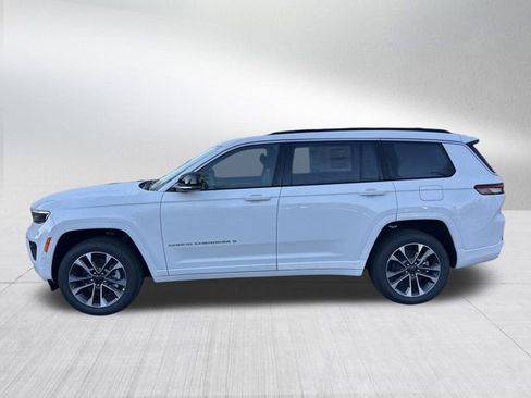 New 2025 Jeep Grand Cherokee L Overland image 8