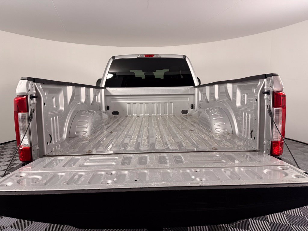 Used 2018 Ford F350 XL w/ Power Equipment Group AWD/4WD image 13