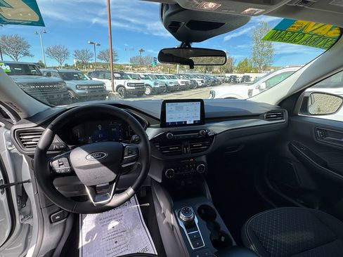 Used 2024 Ford Escape Active image 13
