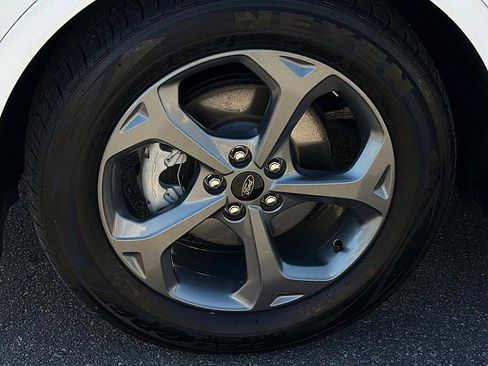 Used 2023 Ford Escape ST-Line image 6